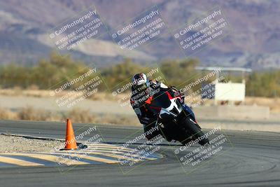 media/Jan-09-2022-SoCal Trackdays (Sun) [[2b1fec8404]]/Turn 14 (10am)/